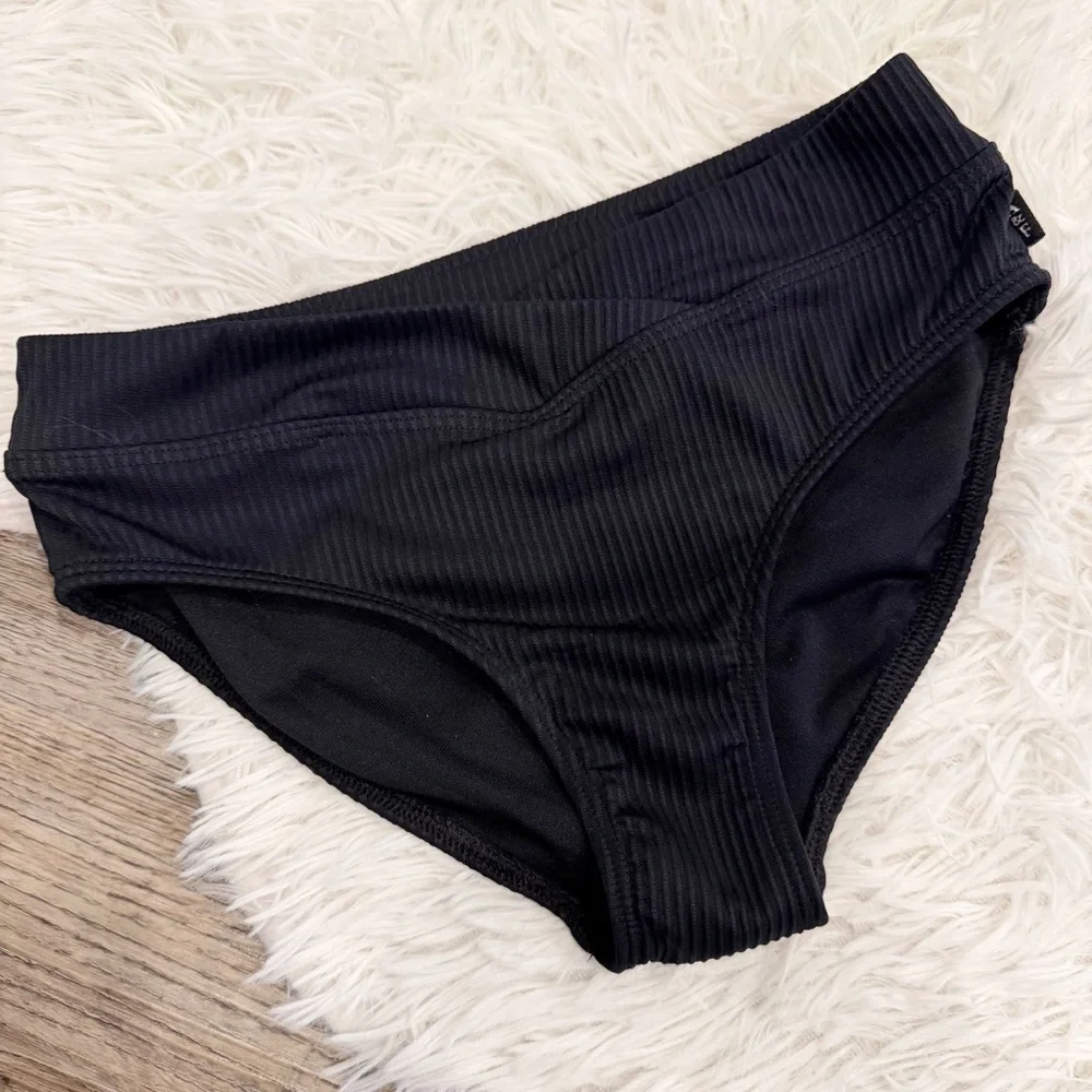 Abercrombie Kids Ribbed Bikini Bottoms 9/10